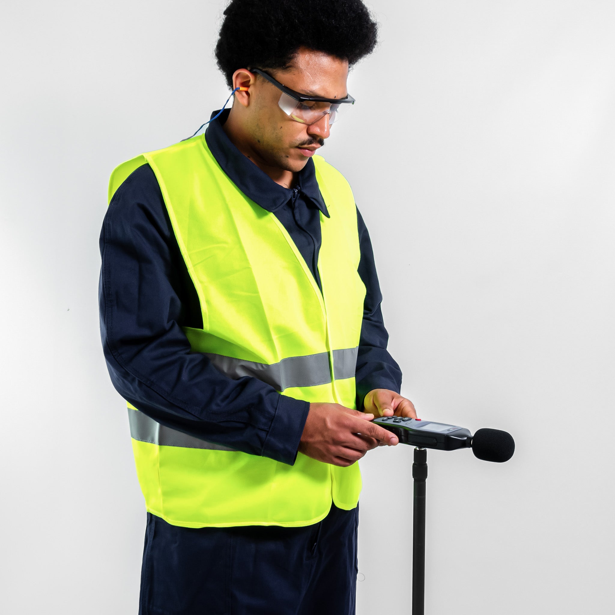 Decibelímetro con Dataloger Ennologic Modelo eS528L