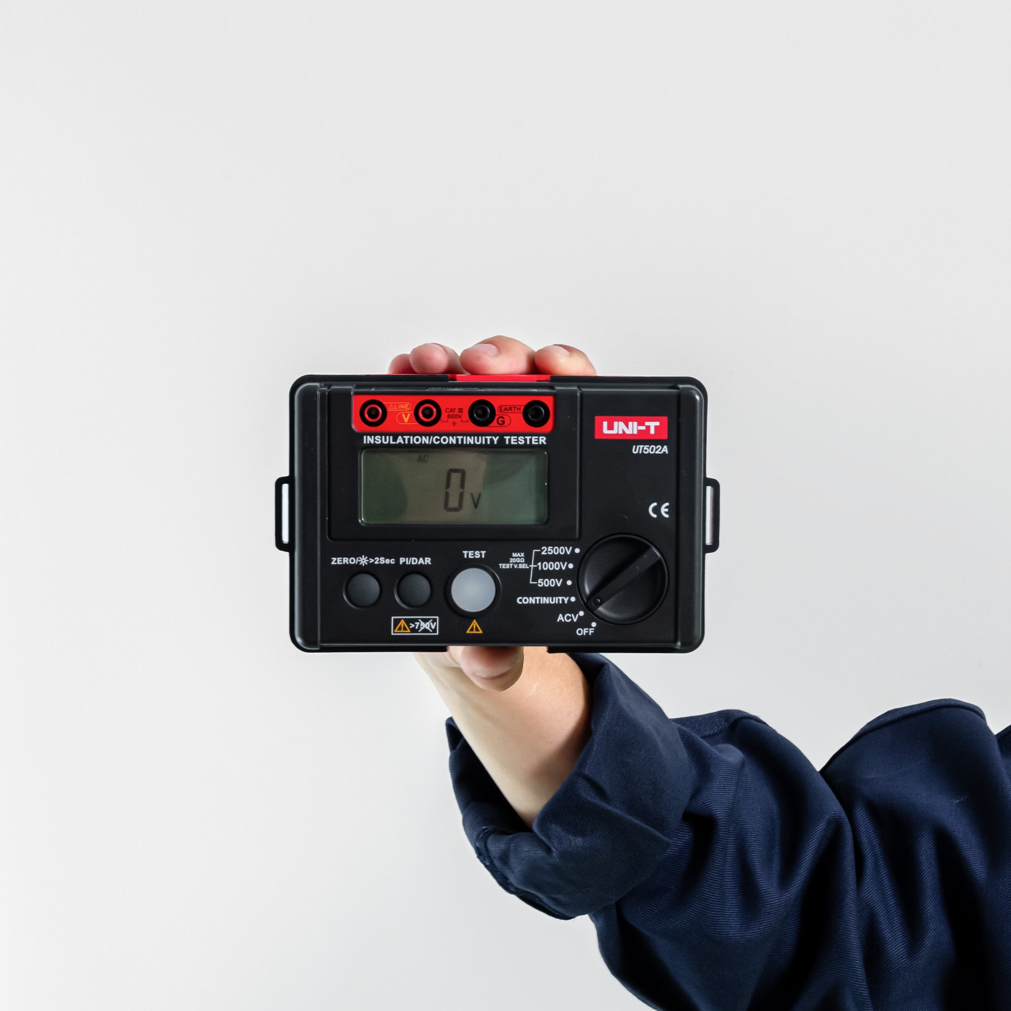 Megometro UNI-T UT502A